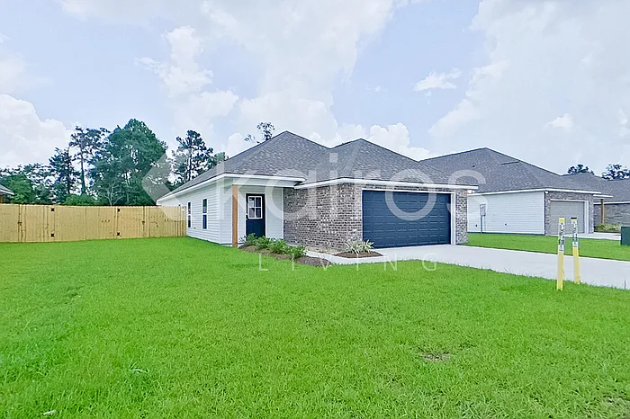 13739 Pinyon Dr — Photo 2