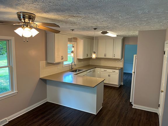 5th image of 9890 Juniper Ct
