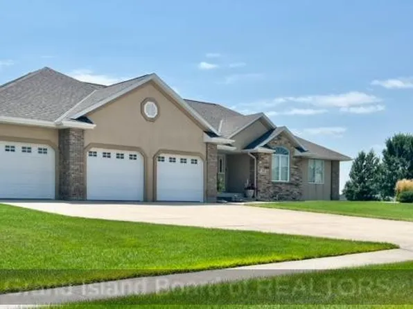 116 Platte View Dr, Phillips, NE 68865