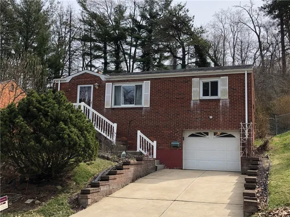 4145 Rockwood Dr, Pittsburgh, PA 15227