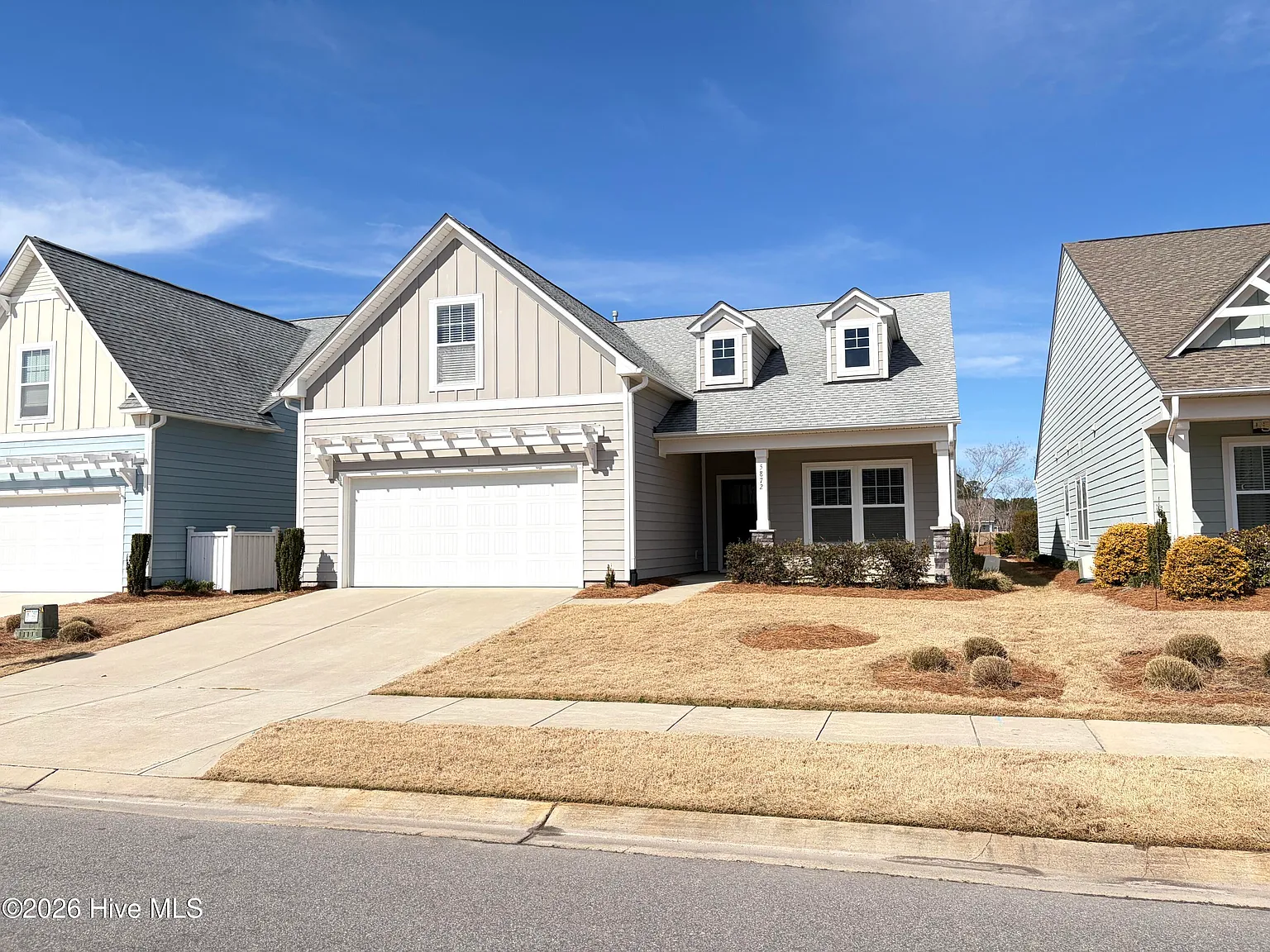 3 bed, 2.5 bath, $2,600 — Photo 2