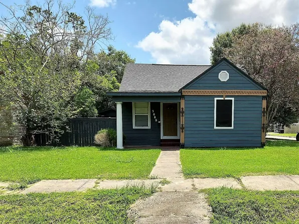 3885 Park St, Beaumont, TX 77705