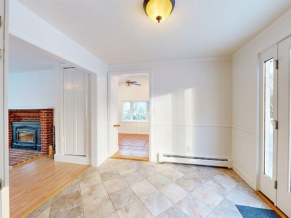 5th image of 23 Rocky Hill Rd