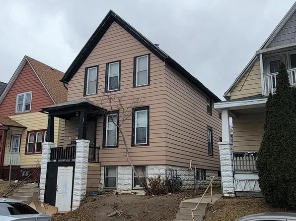 3053 North Holton STREET, Milwaukee, WI 53212