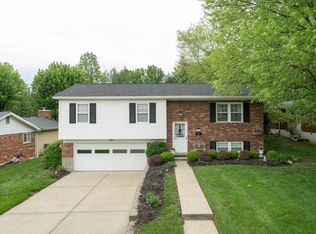 112 Carran Dr, Lakeside Park, KY 41017