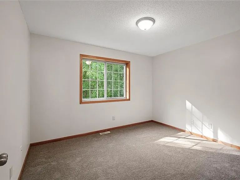 13784 Rose Dr — Photo 7