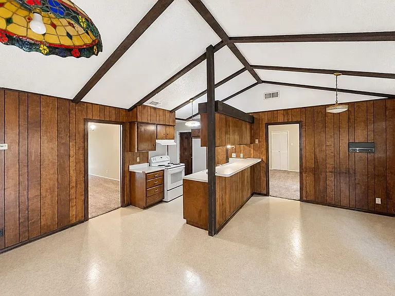 4231 Eagle Nest Dr — Photo 4