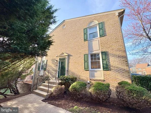 2660 Centennial Ct, Alexandria, VA 22311