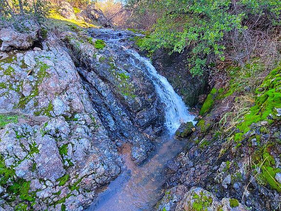 4th image of 000 Backbone Ridge