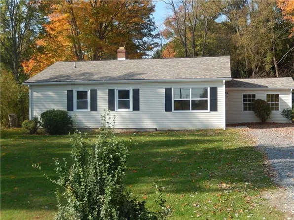 3169 Nesbit St, New Castle, PA 16102