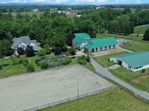 70 Hampton Corner Rd, Raritan Twp., NJ 08551