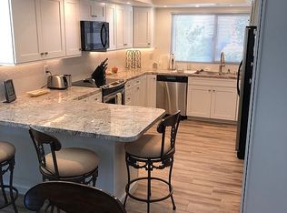 160 Wimbledon Ct, Palm Desert, CA 92260
