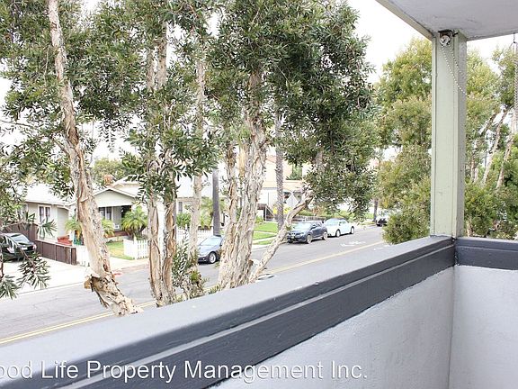 4th image of 4429 Marlborough Ave Unit 4