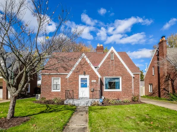 317 32nd St NW, Canton, OH 44709