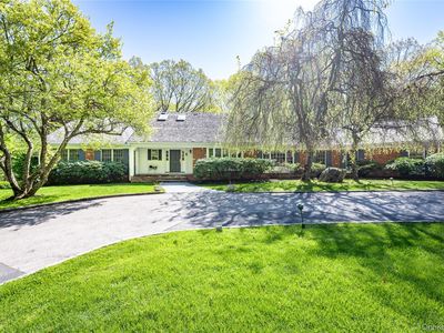 16 Carolyn Place, Armonk, NY, 10504