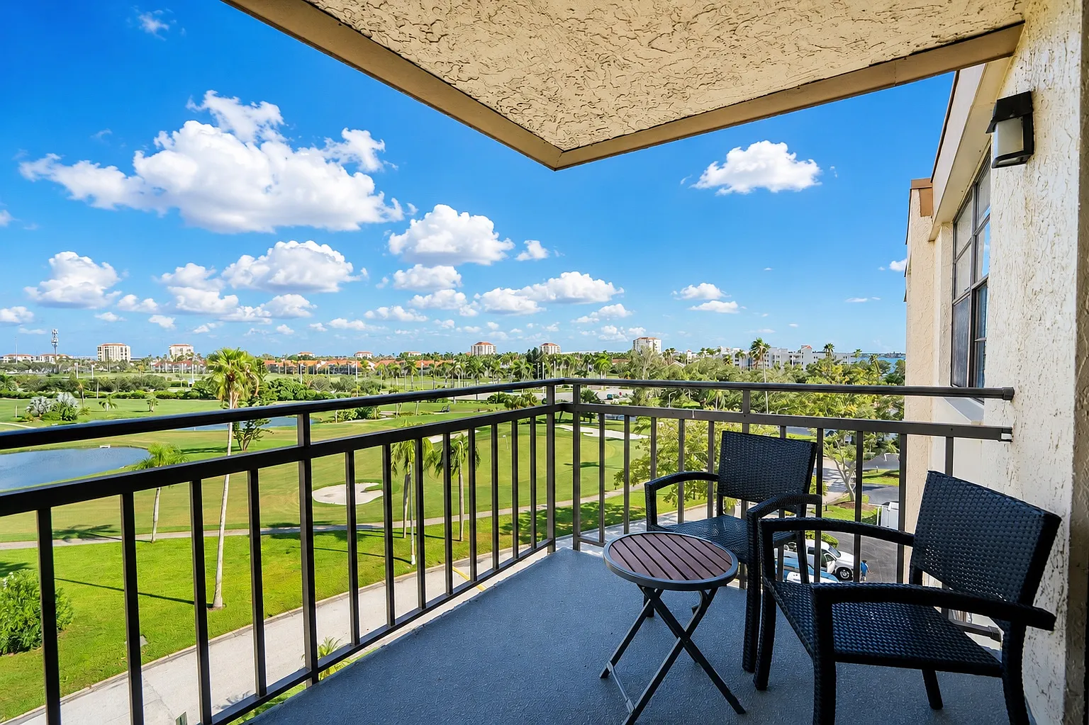 1 bed, 790 sqft, $2,000 — Photo 3