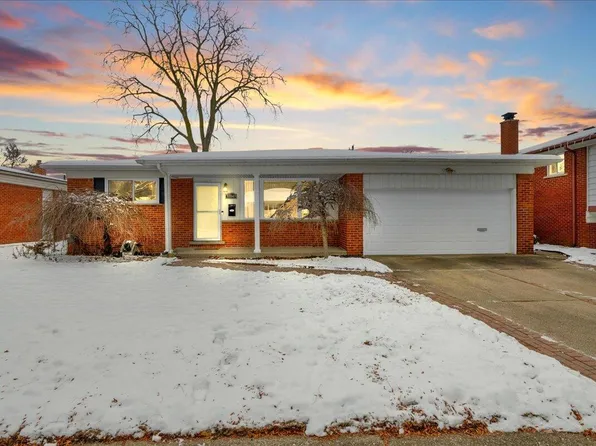 31049 Grennada St, Livonia, MI 48154
