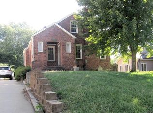 3308 Gene Field Rd, Saint Joseph, MO 64506