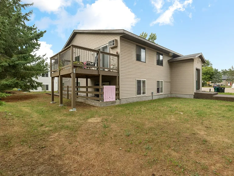 271 Shannon Ct #1 — Photo 19