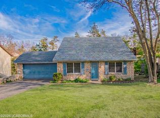 2308 Independence Ct, Jefferson City, MO 65109