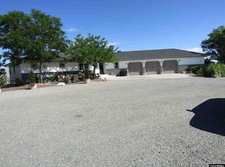 10 Bum Steer Rd, Yerington, NV 89447