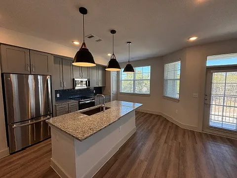 W Centerpoint Rd, San Marcos — Photo 4