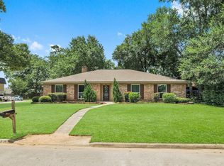 27201 Paula Ln, Conroe, TX 77385