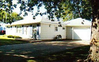 1st image of 901 Dorn Dr