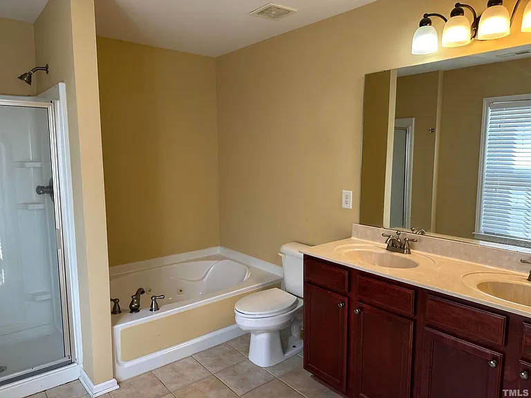 213 Bikram Dr — Photo 39