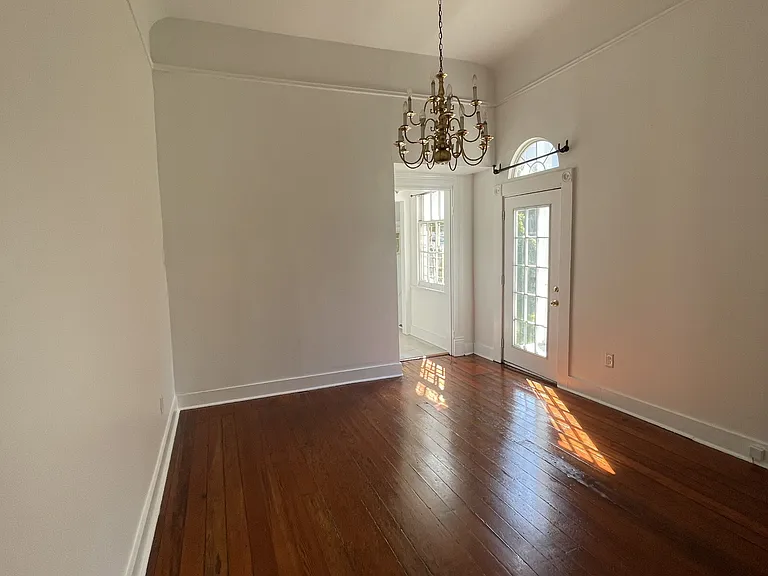 4316 Baronne St — Photo 18