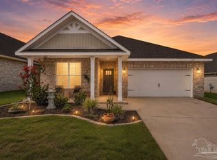 1216 Meadow Trl, Cantonment, FL 32533