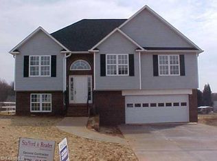 31 Sedge Mdw, Winston Salem, NC 27107