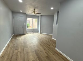 3044-3048 E Beck Ln #8, Phoenix, AZ 85032