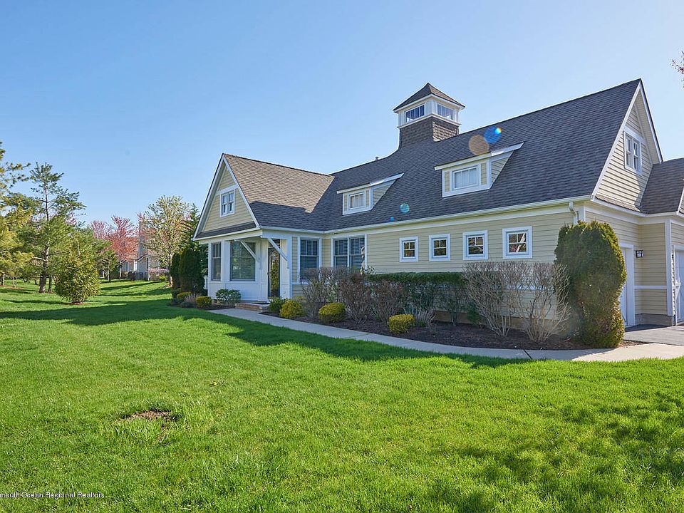1st image of 88 Thornbrooke Dr