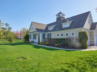 88 Thornbrooke Dr, Shrewsbury, NJ 07702