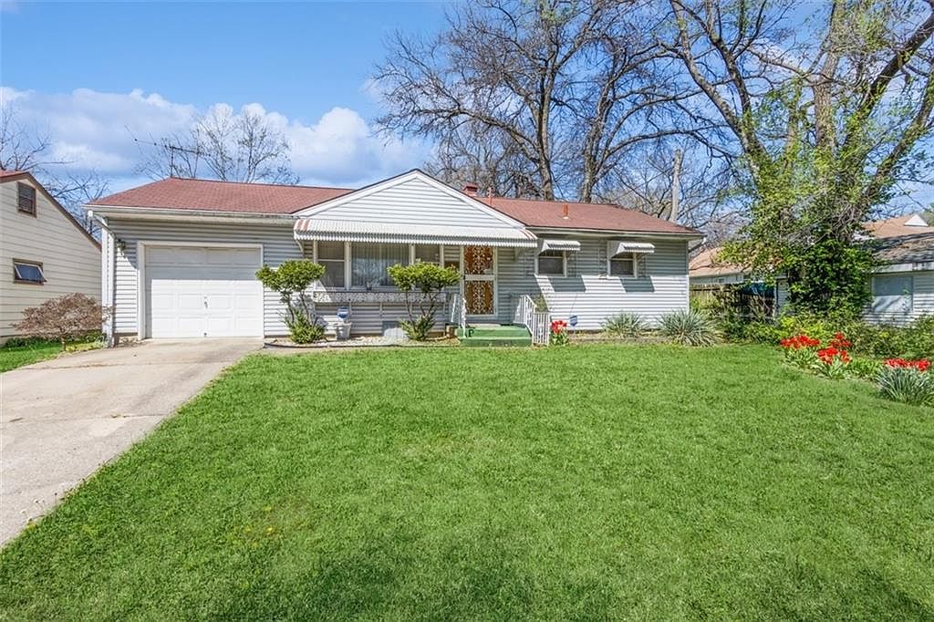 7316 College Ave, Kansas City, MO 64132 | Zillow