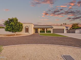 7115 W JOHN CABOT Road, Glendale, AZ 85308