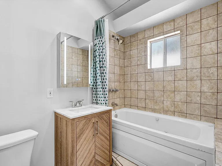 6942 Alcove Ave — Photo 9