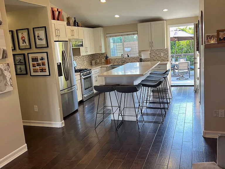 1139 23rd St — Photo 37