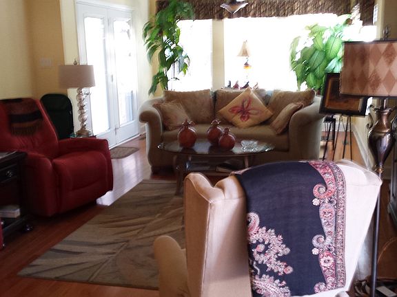 2nd image of 208 Southridge Ln