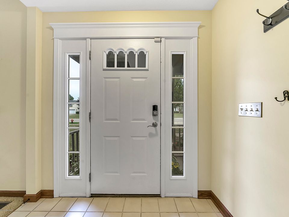 1st image of 2282 Moorwood Dr