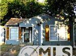 917 S Hughes Ave, Fort Worth, TX 76105