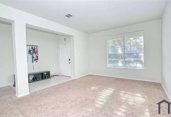 2nd image of 9033 Nightingale Dr