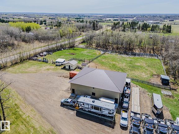 5th image of 52138 Range Rd #215