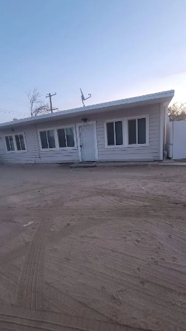 573 Gleason Street — Photo 2