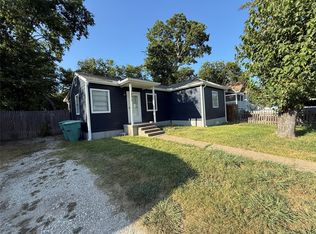 1033 S Hub St, Sherman, TX 75090