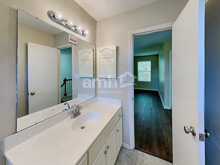 9817 Stephen Thompson Ln — Photo 19
