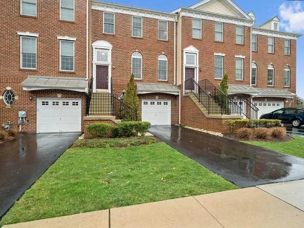 3039 Dorchester St E, Furlong, PA 18925