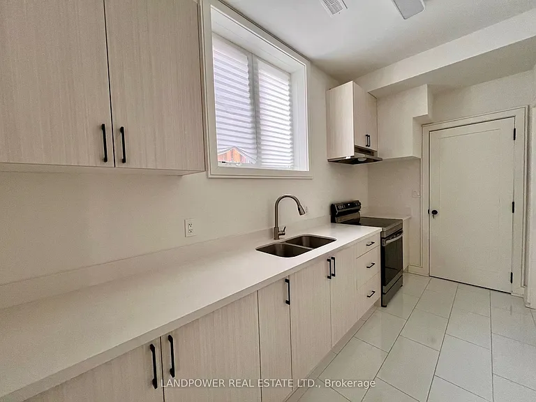 155B Drewry Ave — Photo 6