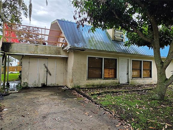 3rd image of 400 Peninsula Dr